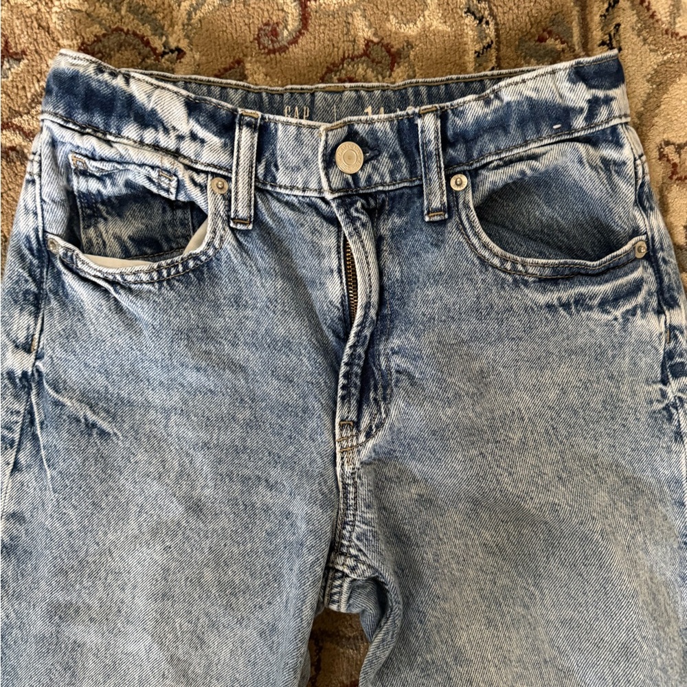 Like New Gap Wide Leg Light Blue Distressed Jeans Kids 14 or Womens Size 2 - Picture 2 of 5